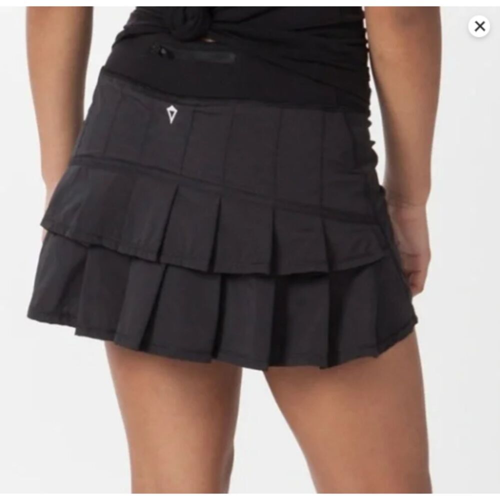 Ivivva set the pace black ruffle skort girls size 10 built in shorts lulu kids